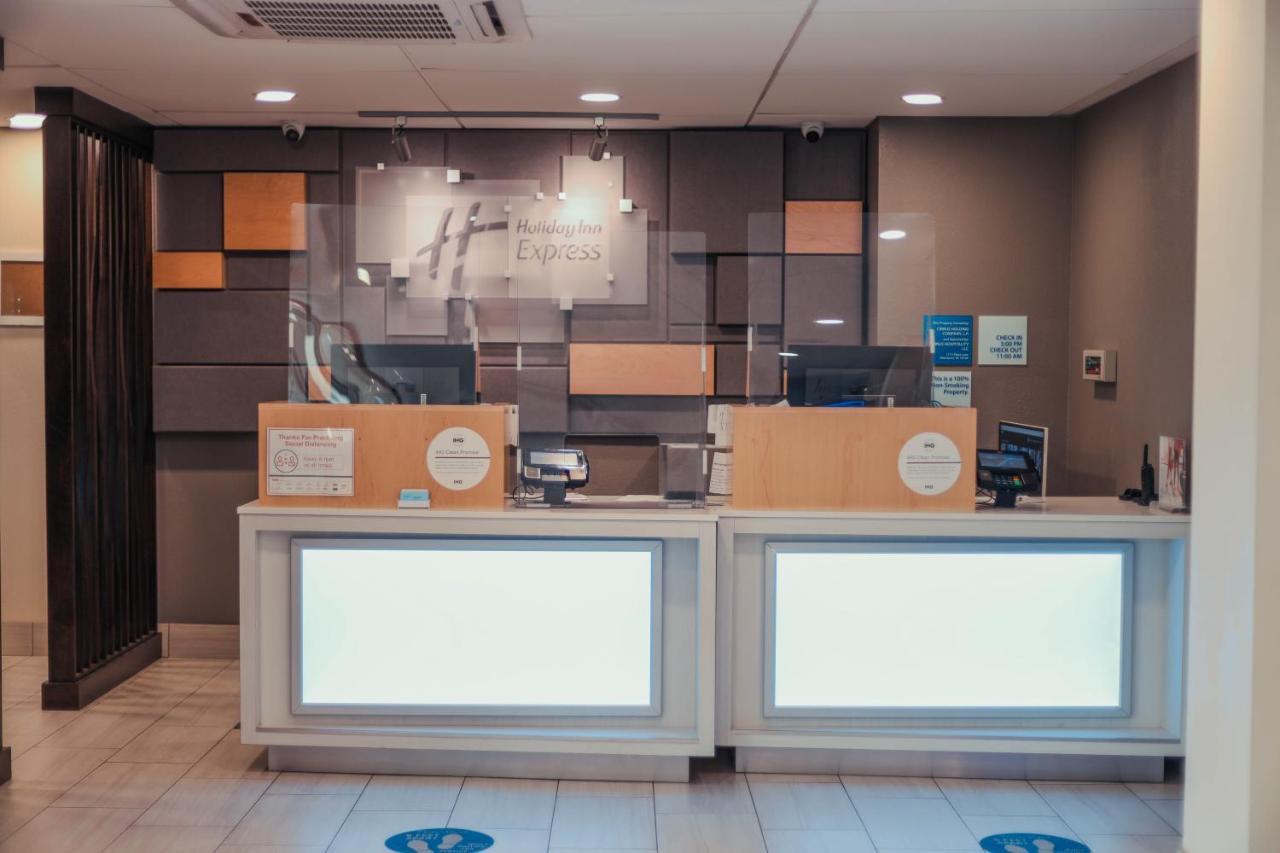 Holiday Inn Express - Allentown North By Ihg Exterior photo