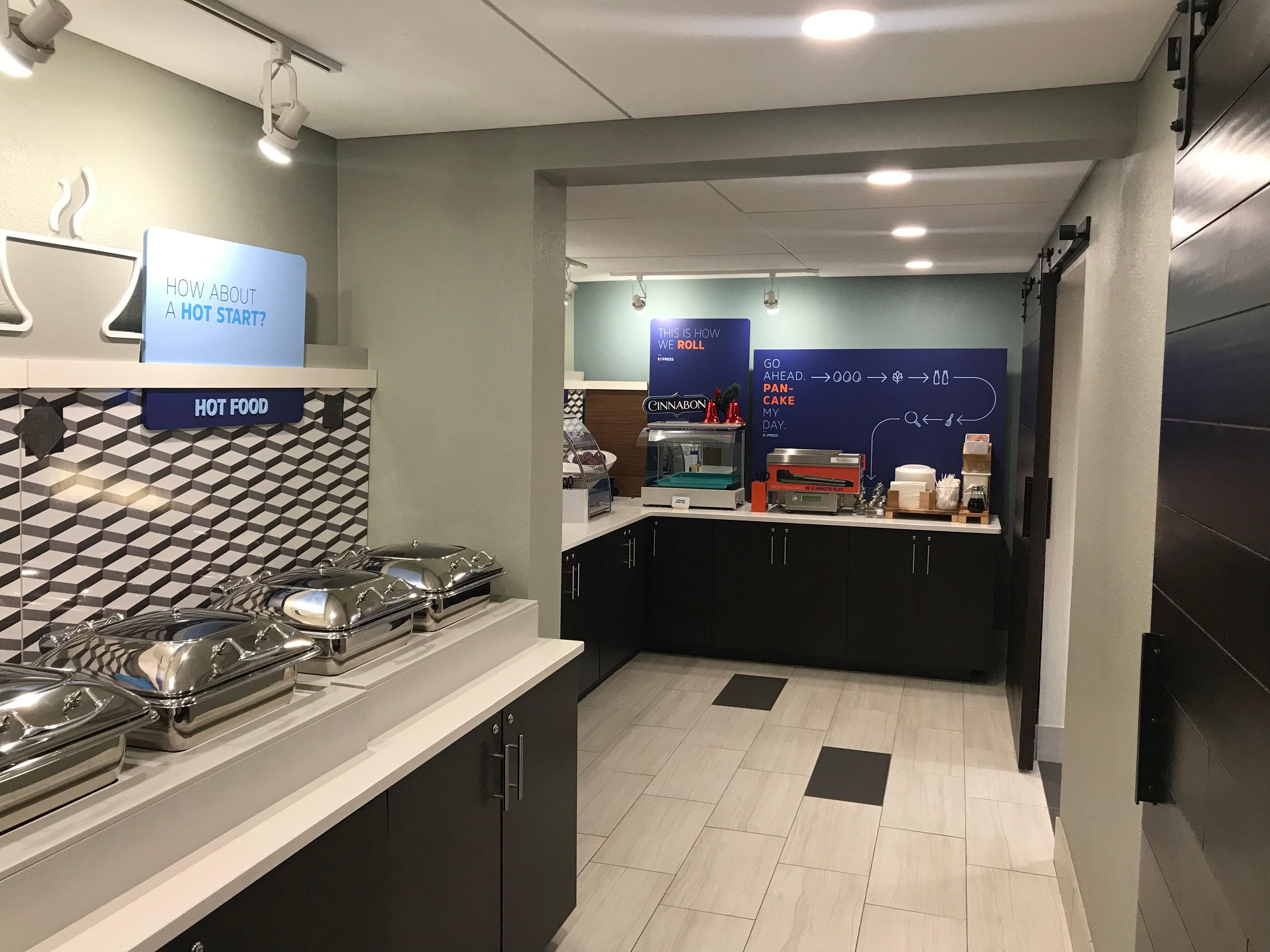 Holiday Inn Express - Allentown North By Ihg Exterior photo