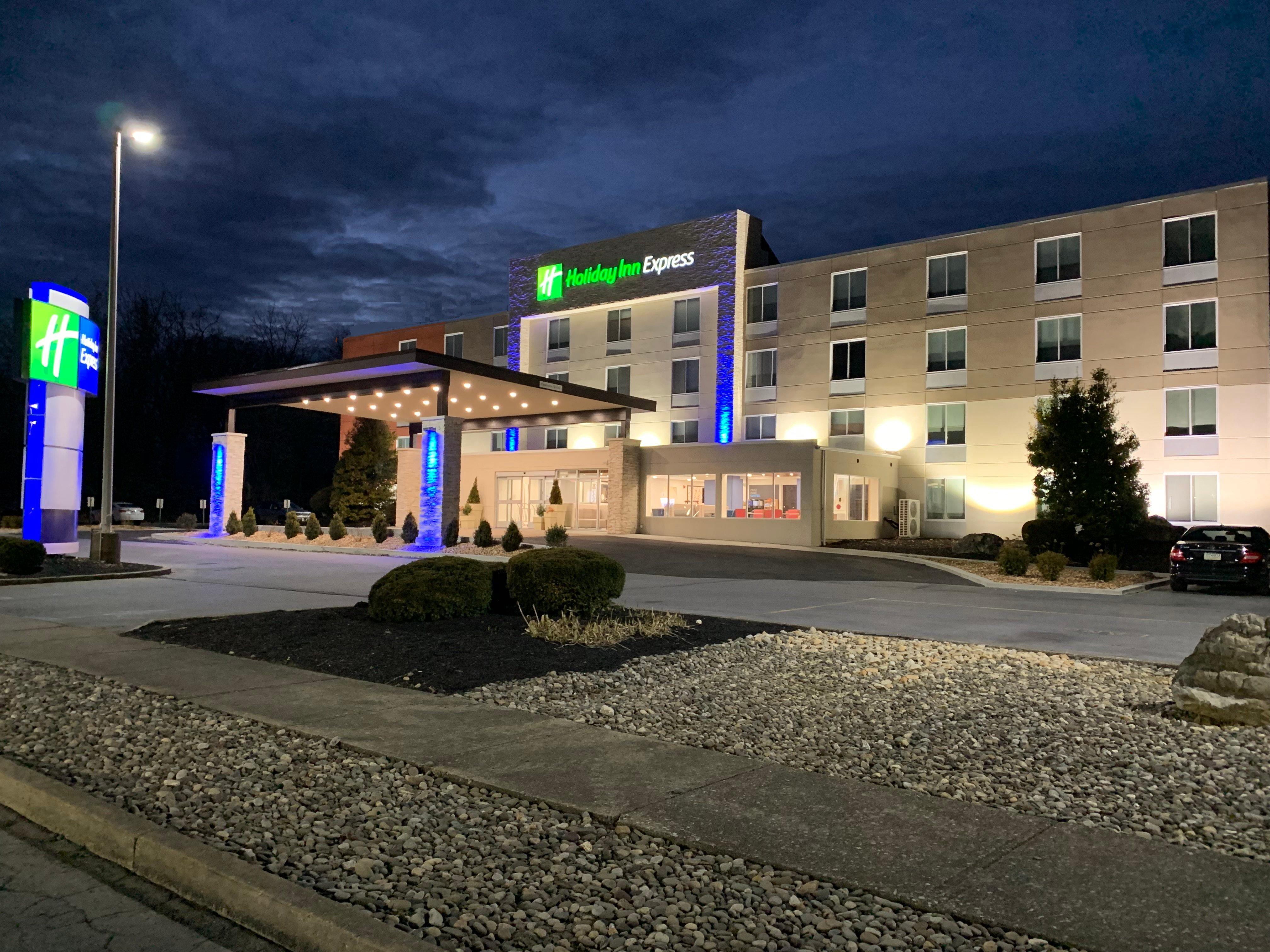 Holiday Inn Express - Allentown North By Ihg Exterior photo
