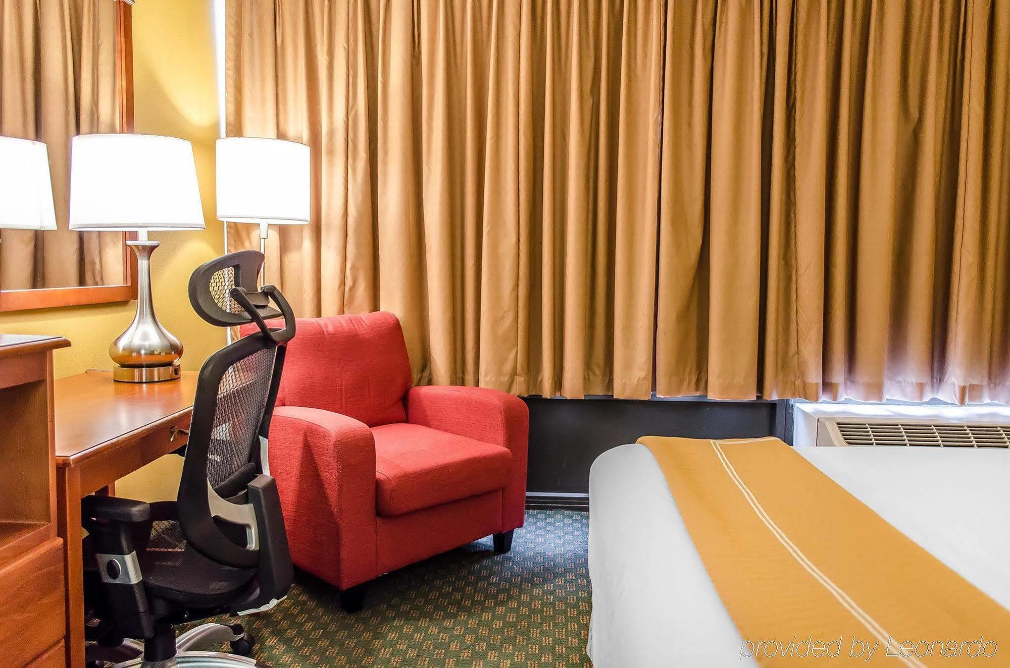Holiday Inn Express - Allentown North By Ihg Exterior photo