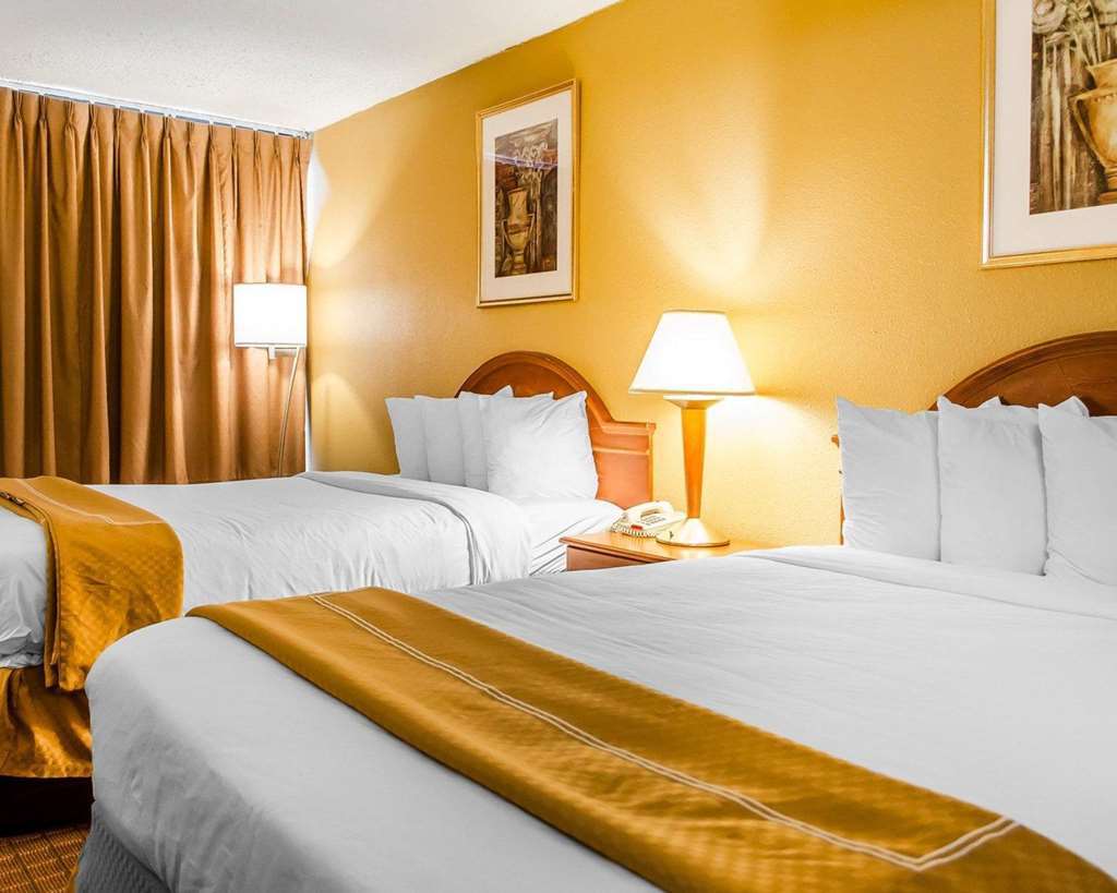 Holiday Inn Express - Allentown North By Ihg Room photo